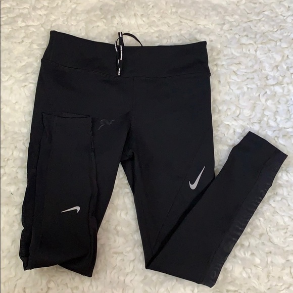 Nike Pants - Nike Dri-Fit leggings size M